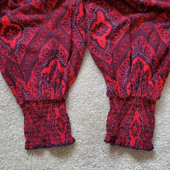 Free People Flowered Red Pleated Strapless Jumpsuit. Size S/P - Picture 8 of 9